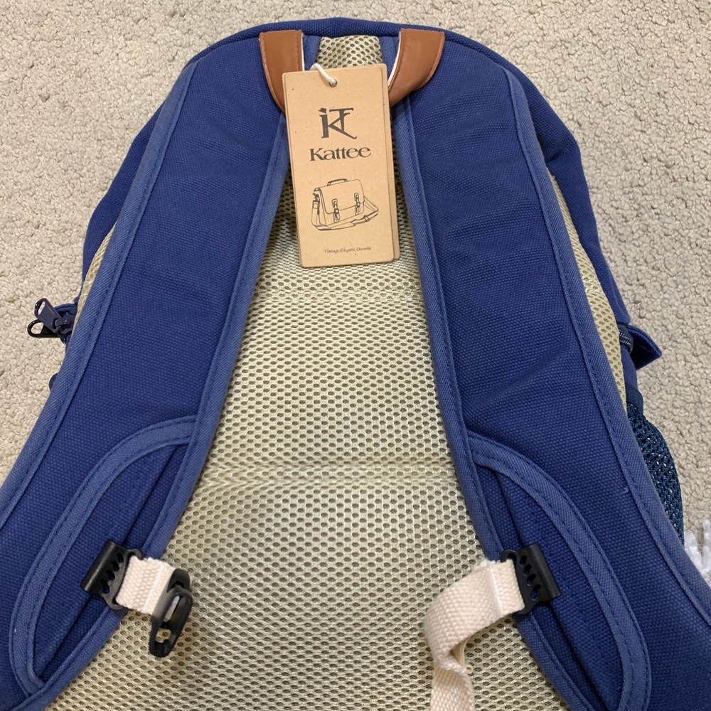 DSLR Camera Backpack - Picture 7 of 7